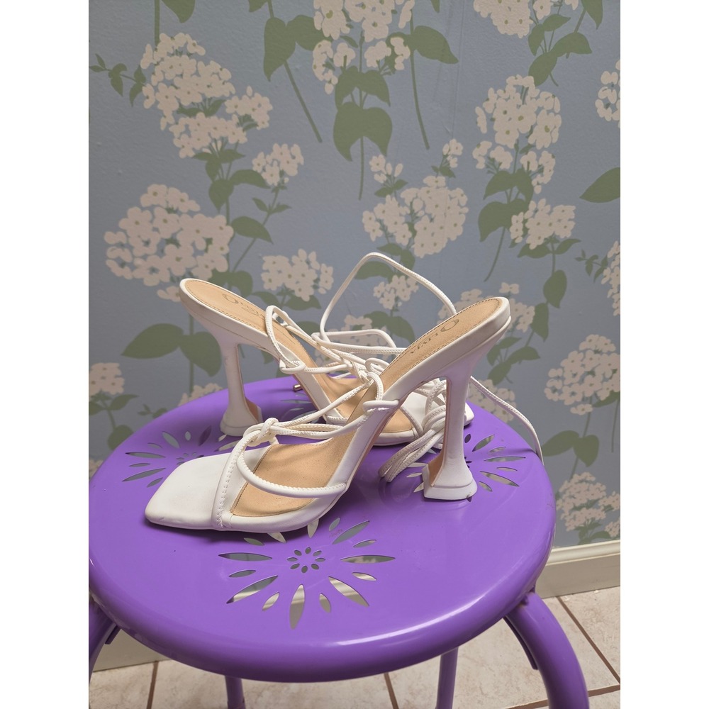 Olivia Jaymes White Strappy Lace Up Flared Heel Sandals Square Toe Size 6.5